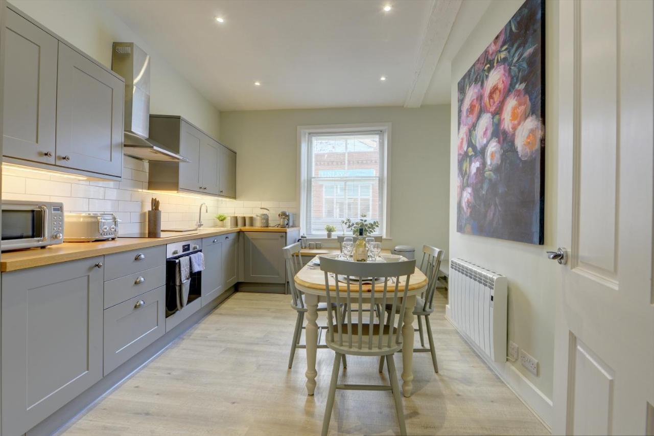 The Nook - A Modern 2 Bedroom Loft With Parking Ripon Exteriör bild