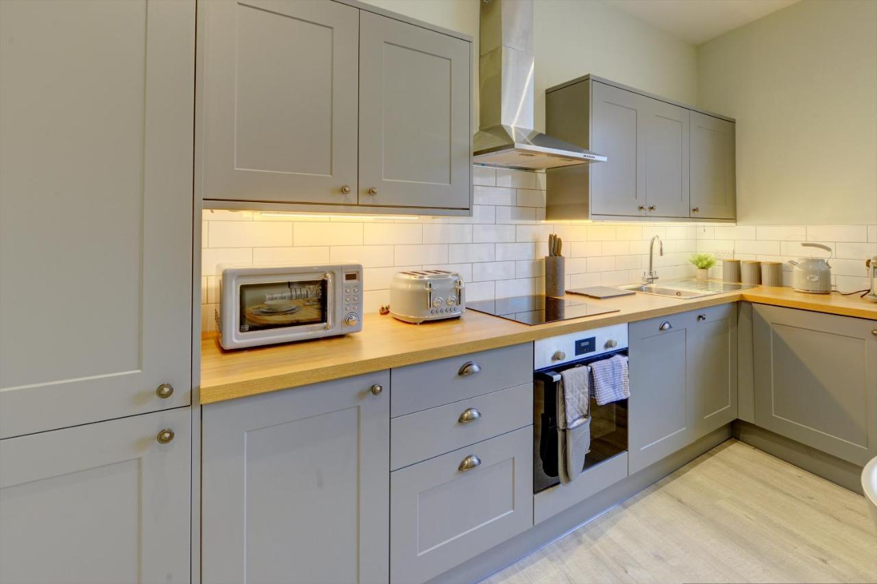The Nook - A Modern 2 Bedroom Loft With Parking Ripon Exteriör bild